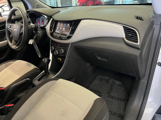 Used 2020 Chevrolet Trax LS w/ Tint and Cruise Package FWD image 45