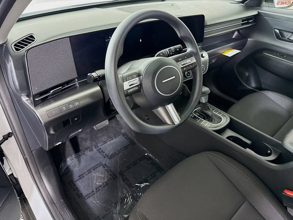 Certified 2026 Hyundai Kona SE AWD/4WD image 16