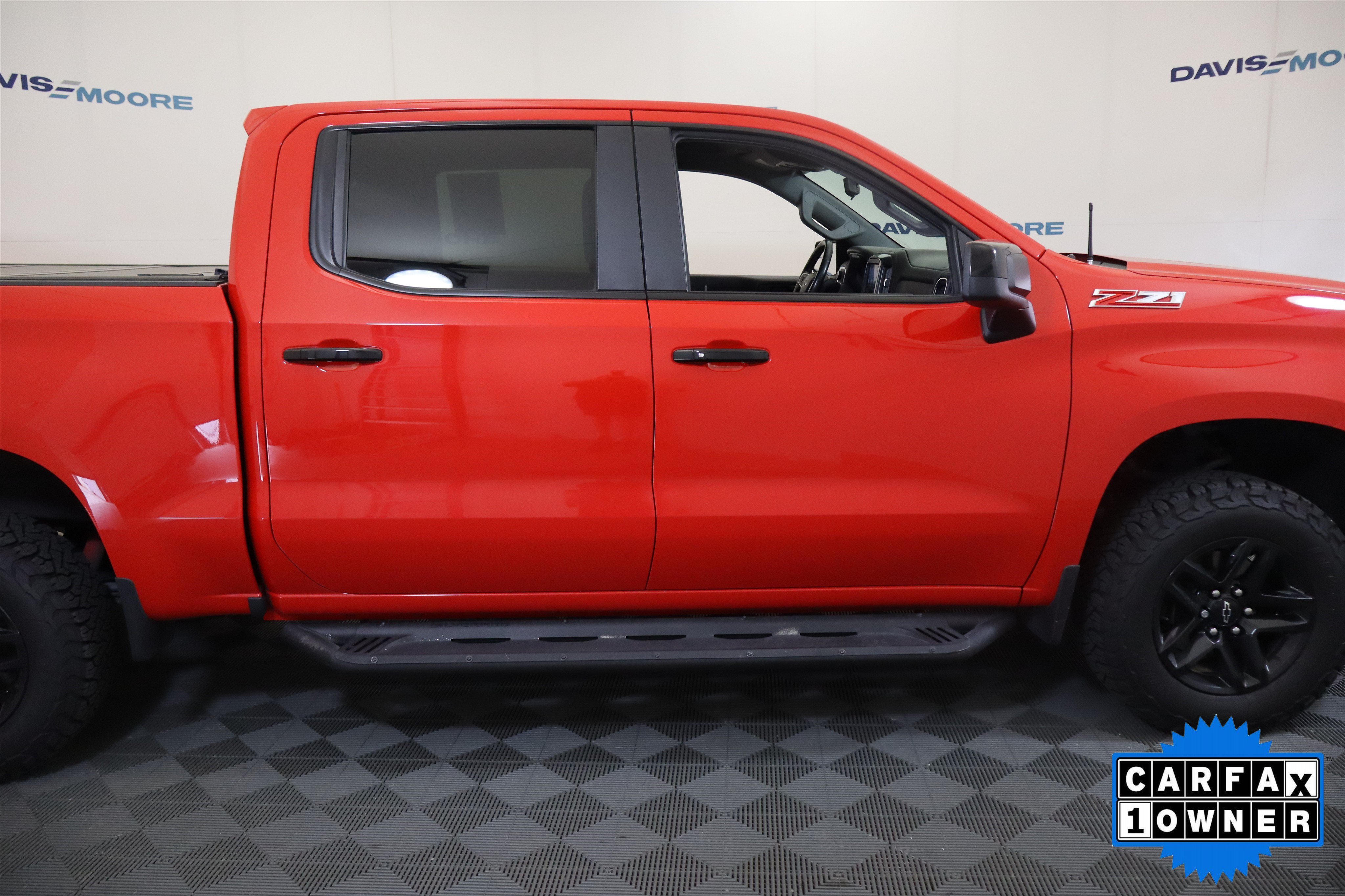 Used 2021 Chevrolet Silverado 1500 LT Trail Boss w/ Bed Protection Package AWD/4WD image 5
