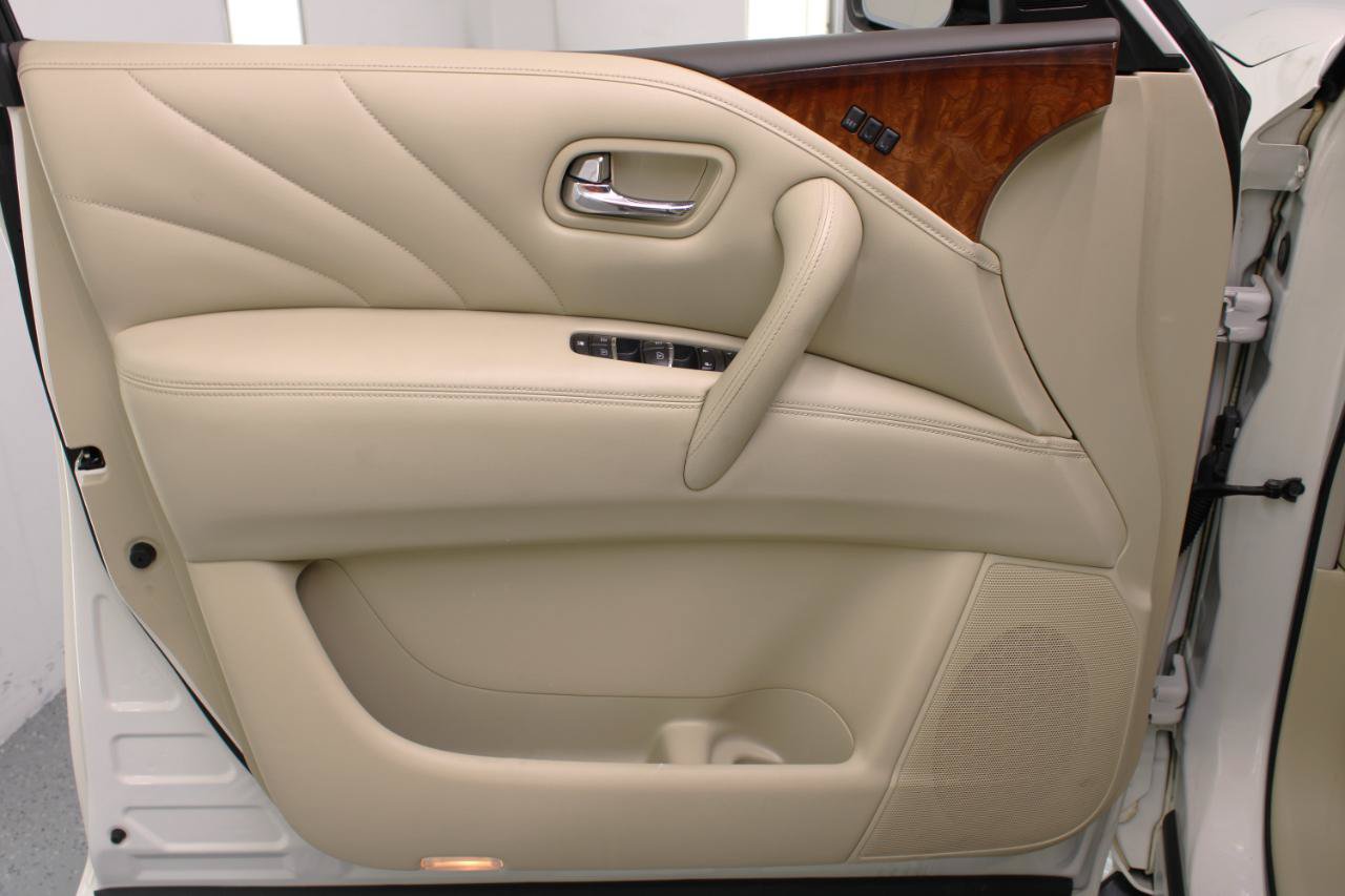 Used 2016 INFINITI QX80 2WD w/ Deluxe Technology Package image 36