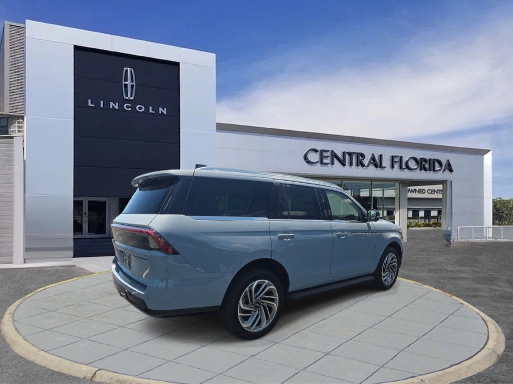 New 2027 Lincoln Navigator Premiere RWD image 23