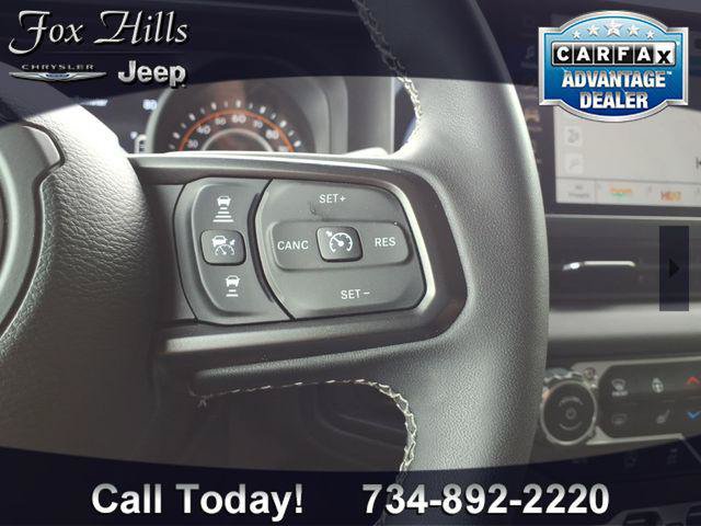 Certified 2025 Jeep Wrangler Unlimited Rubicon w/ Convenience Group AWD/4WD image 18