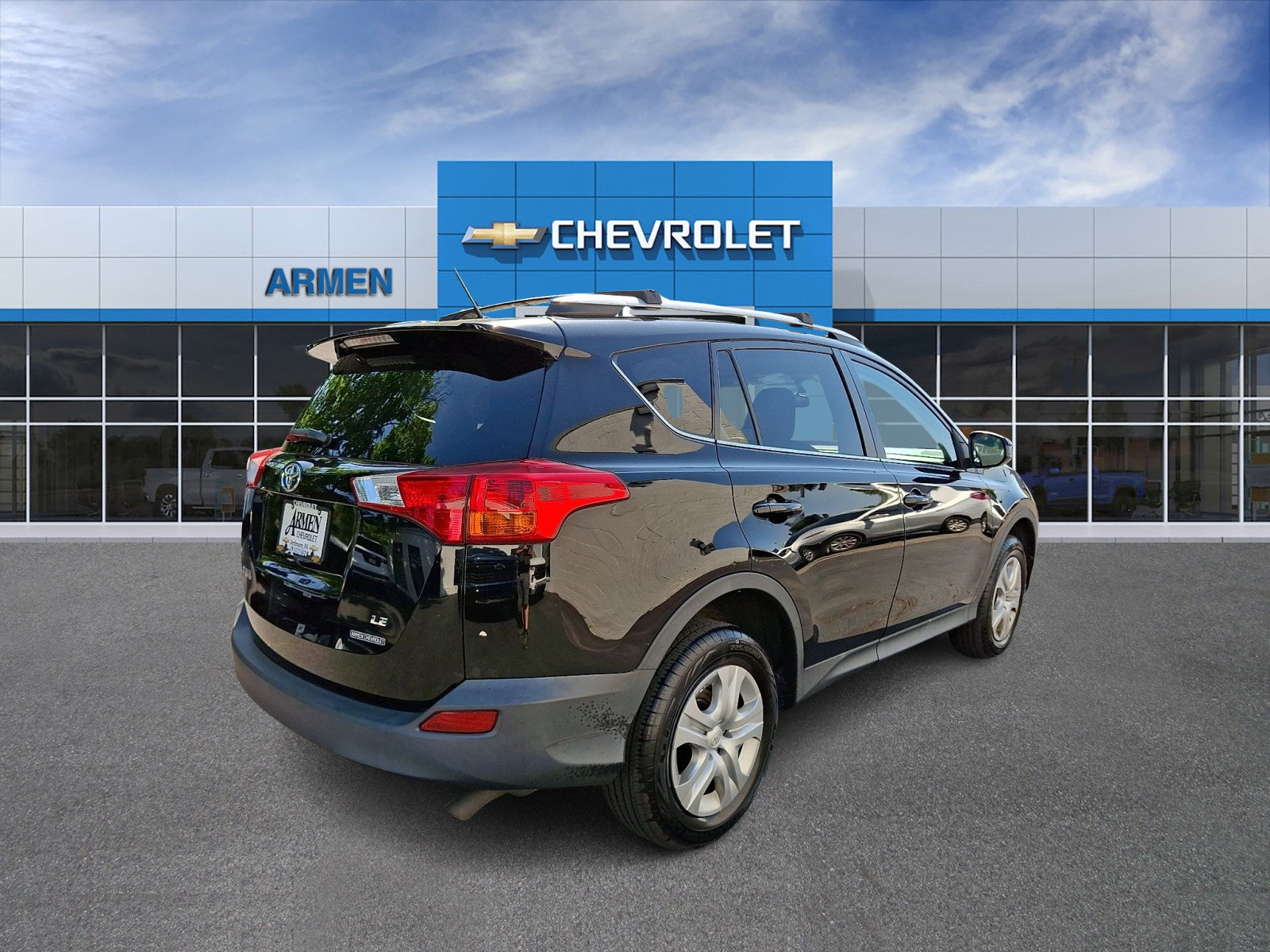 Used 2014 Toyota RAV4 LE FWD image 5