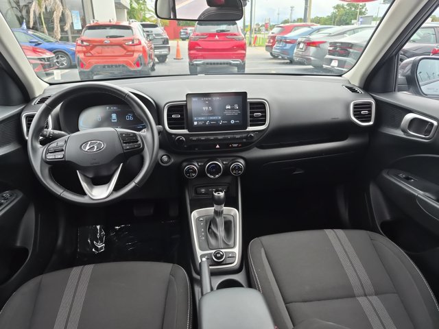 Used 2026 Hyundai Venue SEL FWD image 25
