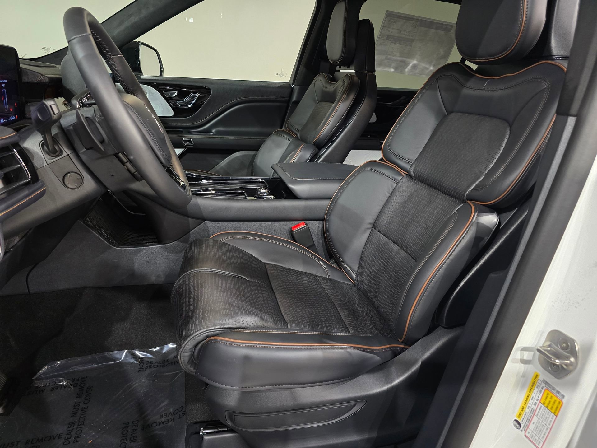 New 2026 Lincoln Aviator Black Label w/ Jet Appearance Package image 19