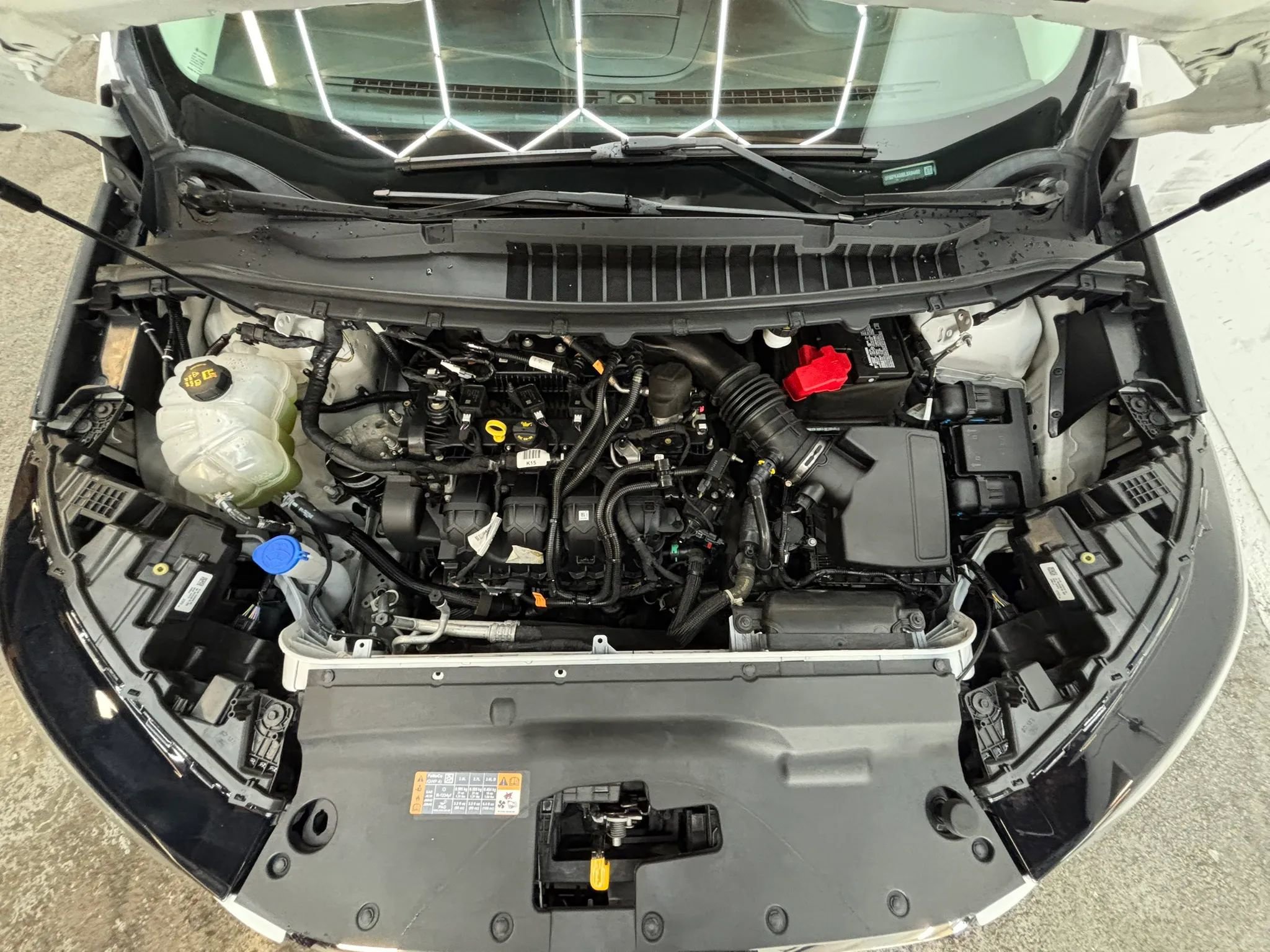 Used 2020 Ford Edge SE AWD/4WD image 26