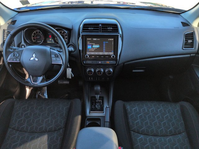 Used 2025 Mitsubishi Outlander Sport AWD image 14