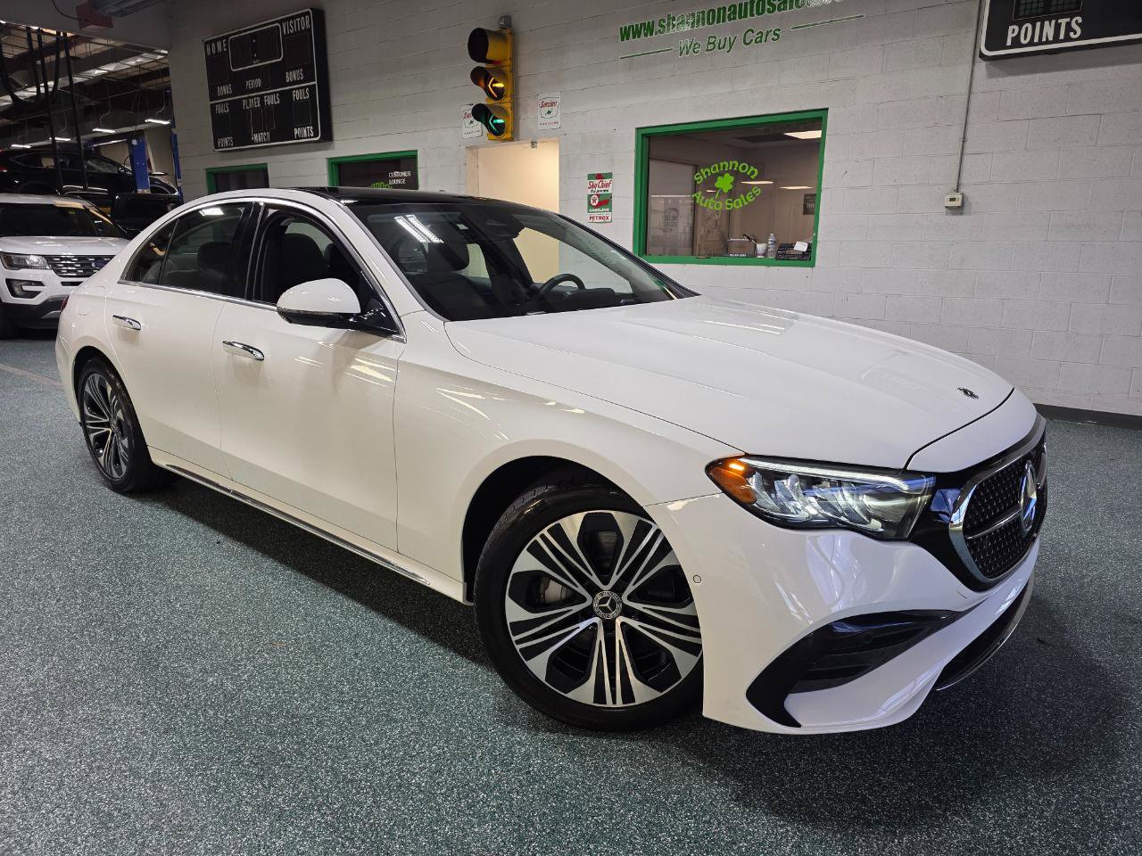 Used 2025 Mercedes-Benz E 350 E 350 RWD Sedan image 14