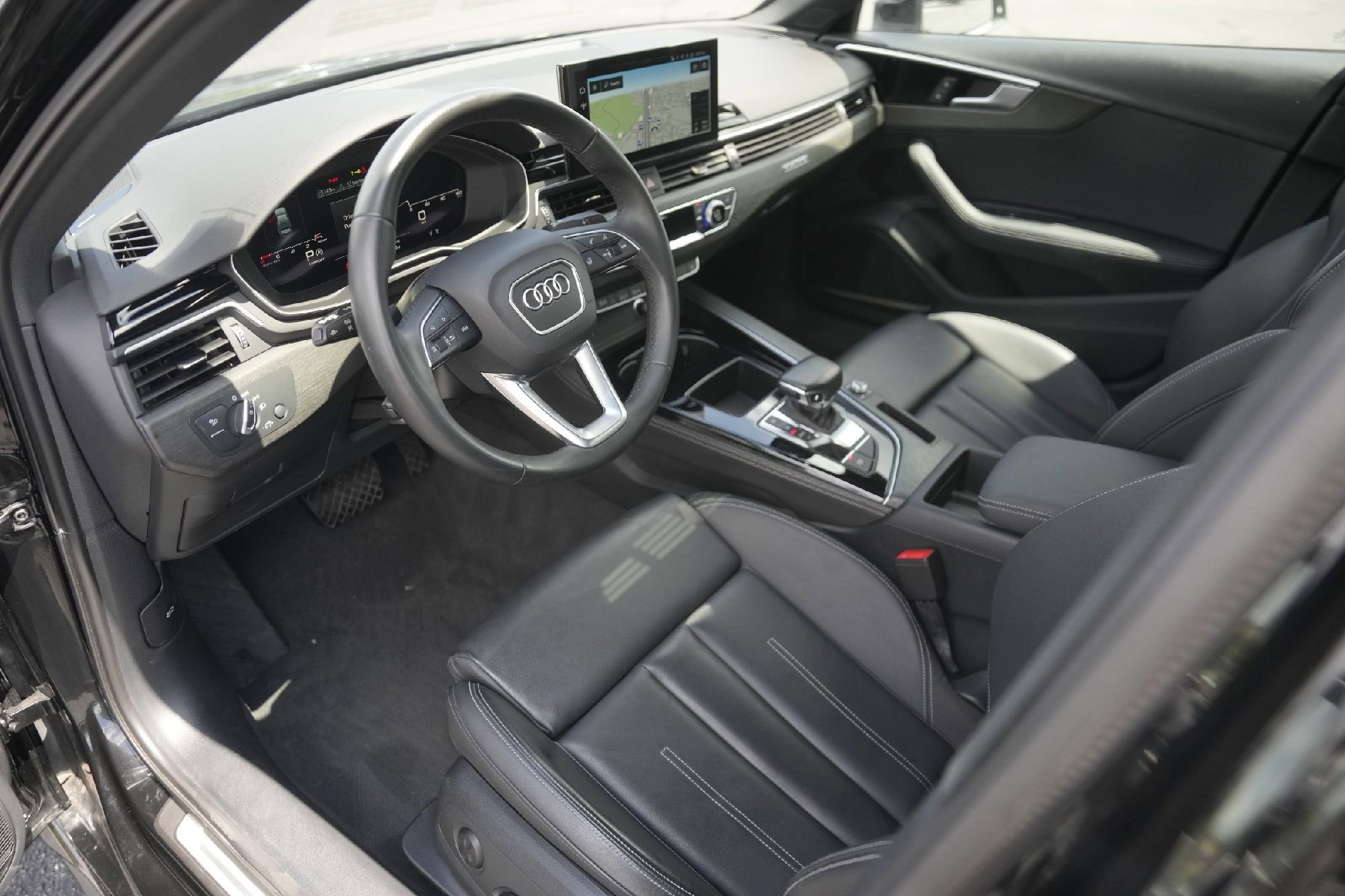 Used 2023 Audi A4 2.0T Premium Plus w/ Premium Plus Package image 8