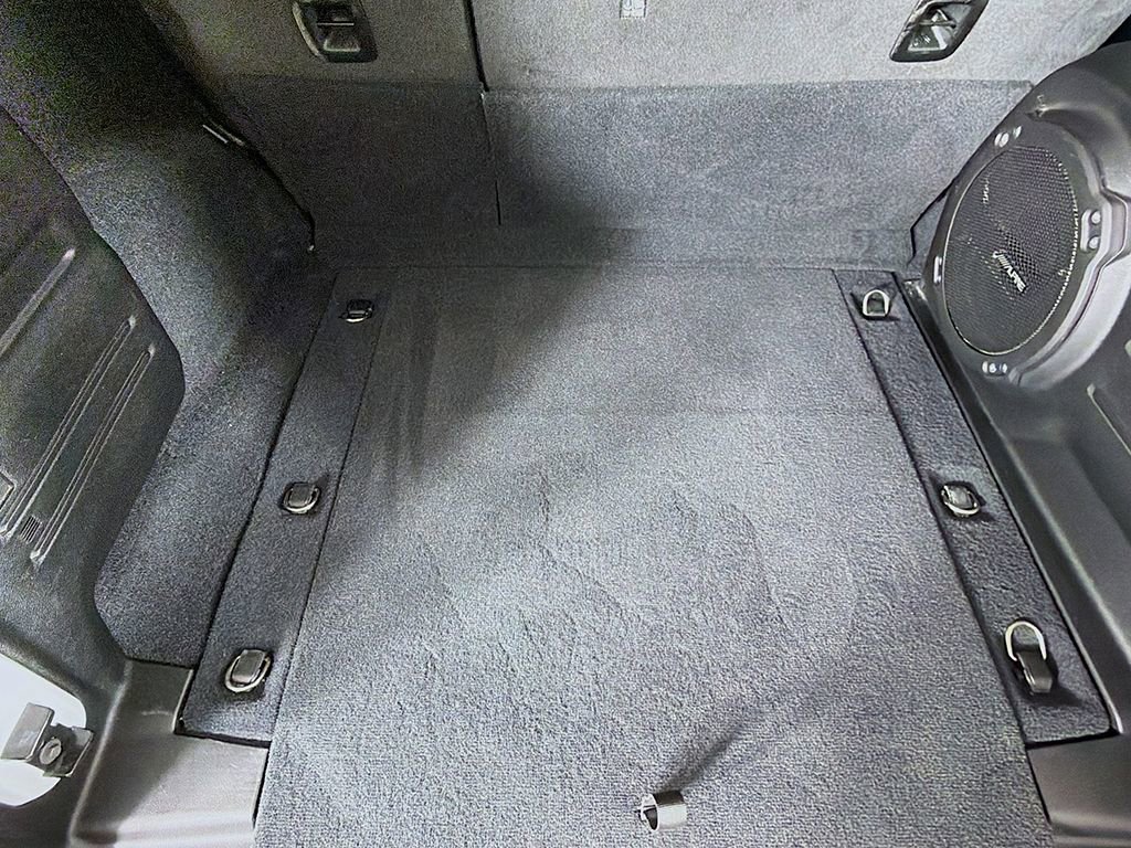 Used 2022 Jeep Wrangler Unlimited Rubicon w/ Cold Weather Group image 16