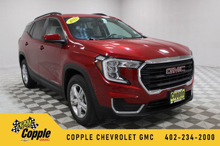 Certified 2022 GMC Terrain SLE w/ Driver Convenience Package image 1