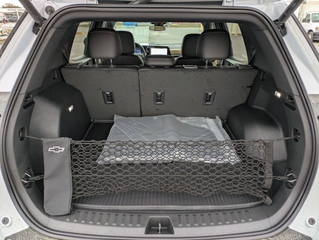 New 2026 Chevrolet Equinox ACTIV w/ Convenience Package III image 32