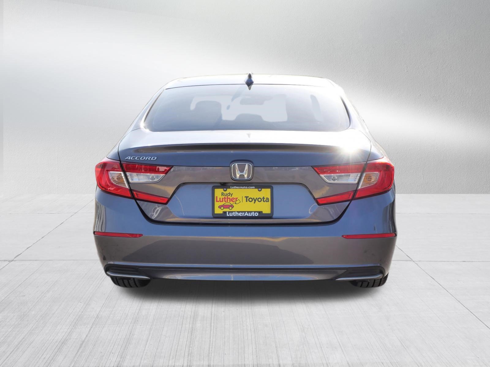 Used 2018 Honda Accord LX image 6