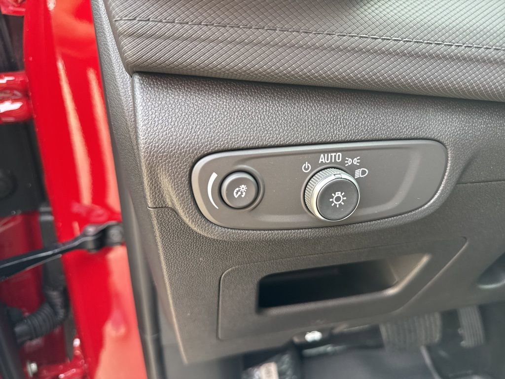 New 2026 Chevrolet TrailBlazer LT w/ Convenience Package image 36