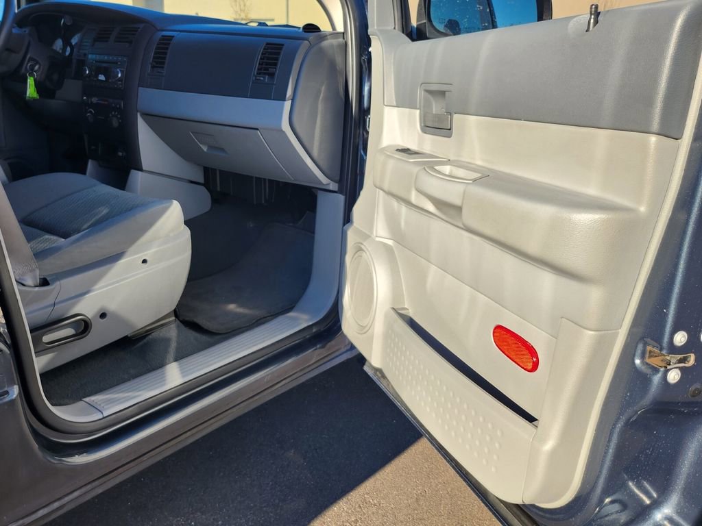 Used 2008 Dodge Durango SXT image 22