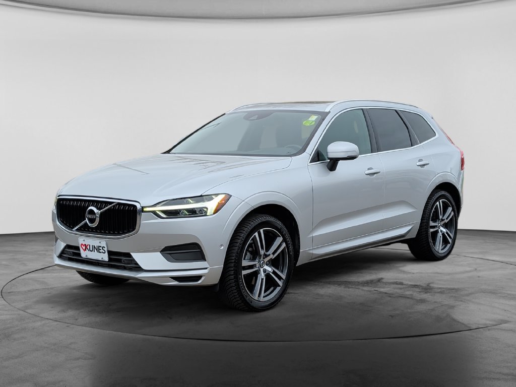 Used 2019 Volvo XC60 T5 Momentum w/ Premium Package AWD/4WD image 3