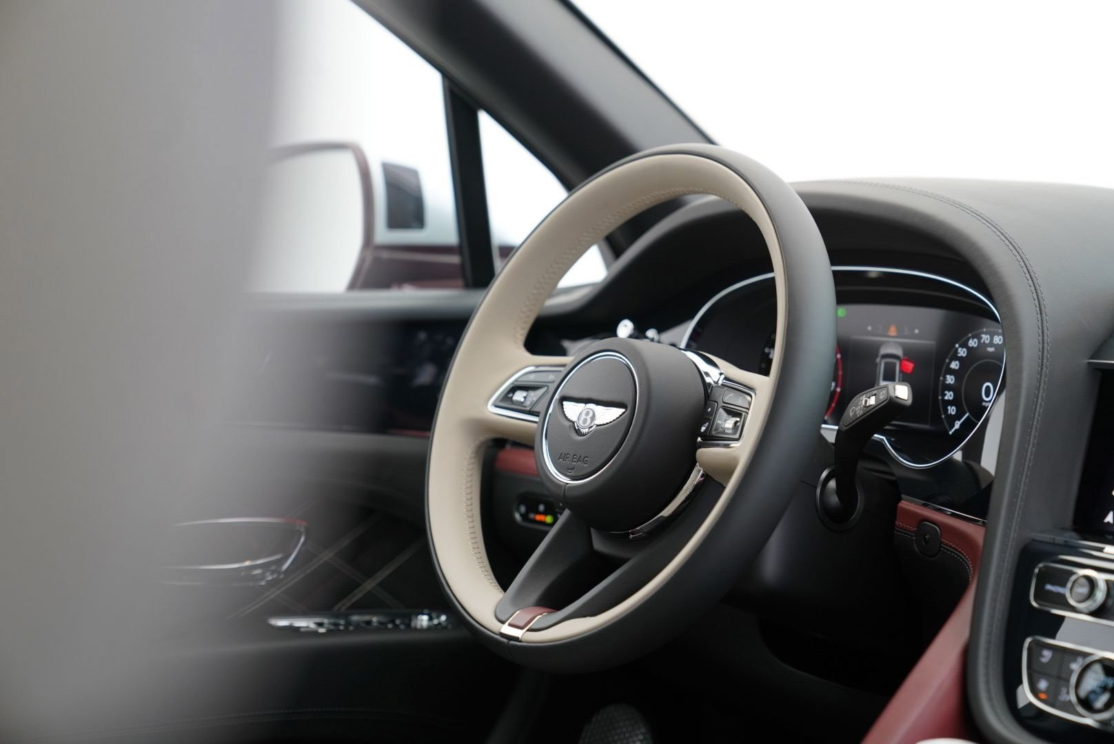 New 2026 Bentley Bentayga Extended Wheelbase AWD/4WD image 41