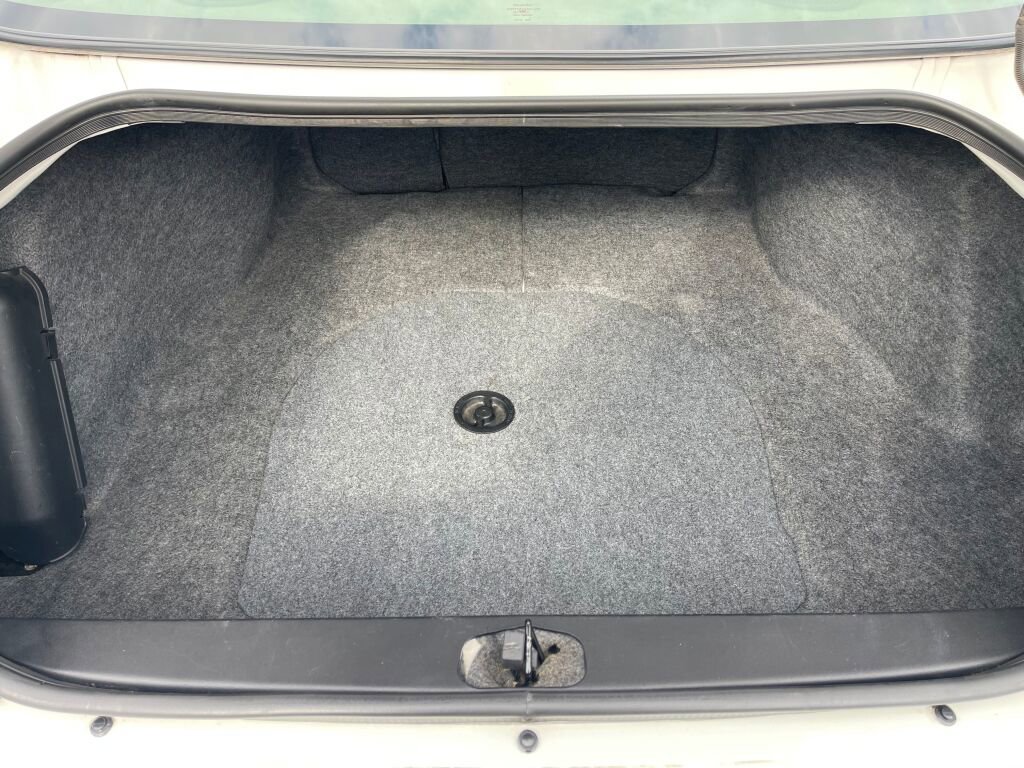 Used 2002 Chevrolet Impala LS w/ Preferred Equipment Group image 18