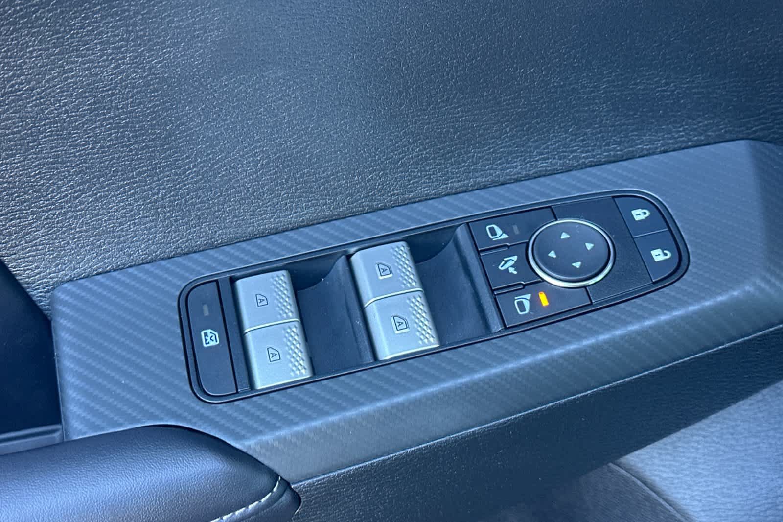 New 2026 Nissan Rogue SL AWD/4WD image 13