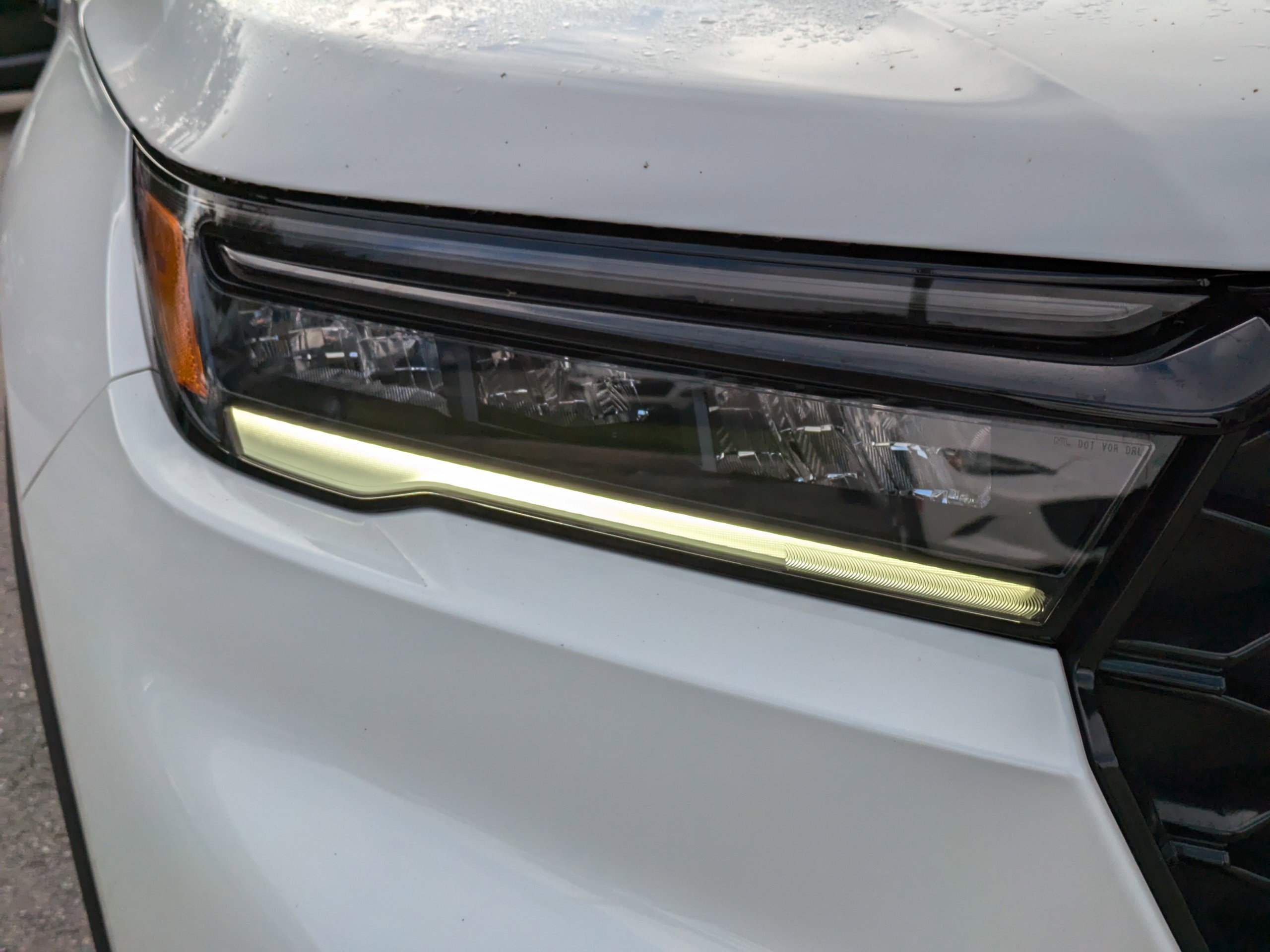 Used 2023 Honda Pilot TrailSport image 10