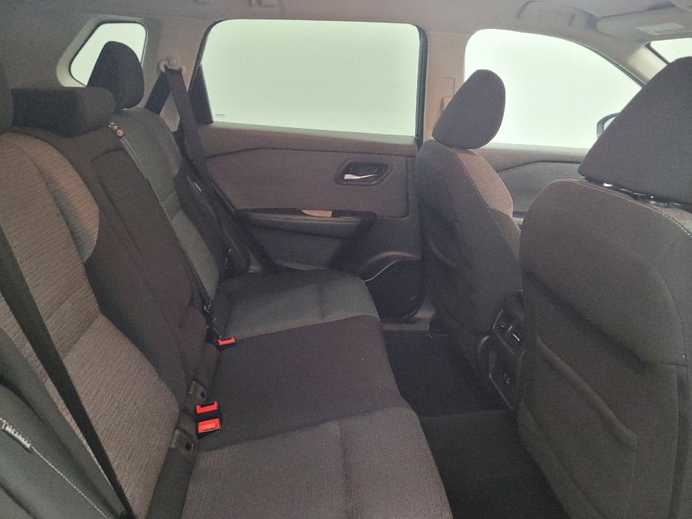 Used 2021 Nissan Rogue SV AWD/4WD image 19