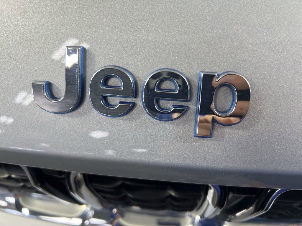 Used 2022 Jeep Grand Cherokee Limited 4xe AWD/4WD image 32