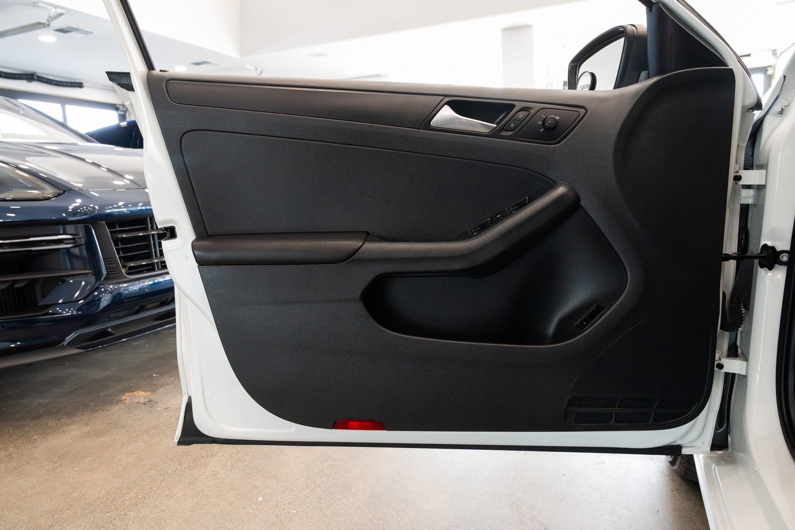 Used 2015 Volkswagen Jetta S FWD image 12