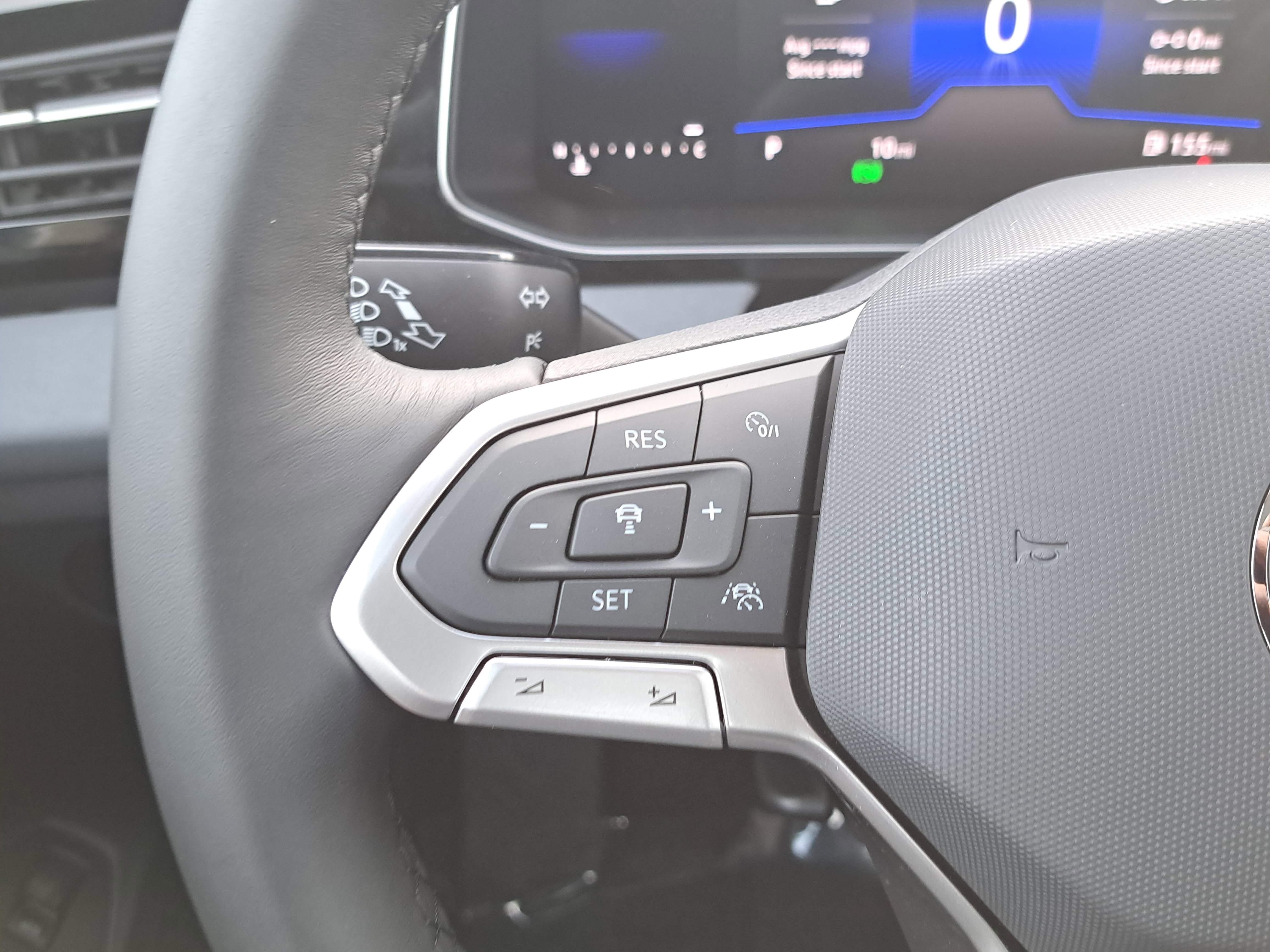 New 2026 Volkswagen Jetta SE FWD image 16