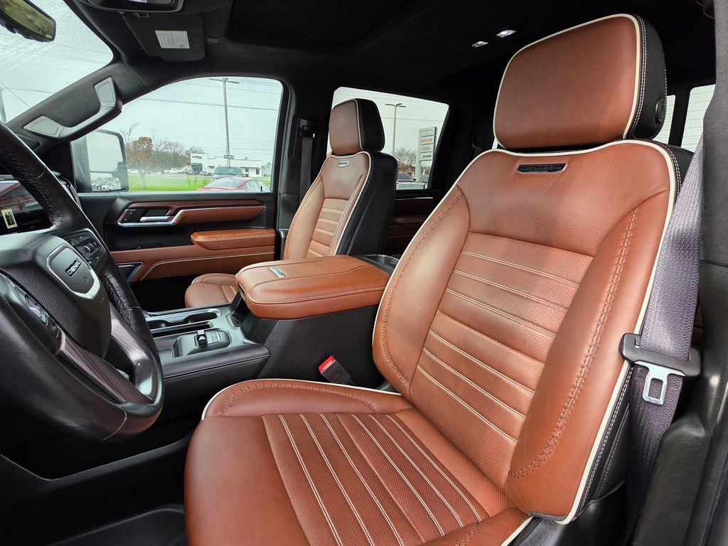 Used 2024 GMC Sierra 2500 Denali Ultimate image 11