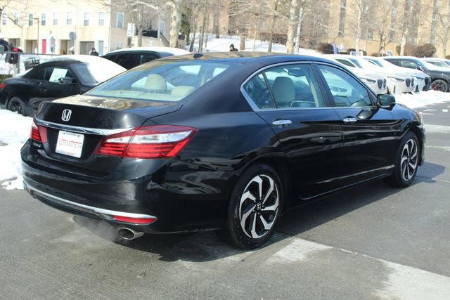 Used 2017 Honda Accord EX-L image 9