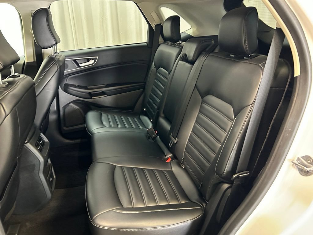 Used 2024 Ford Edge SEL AWD/4WD image 19