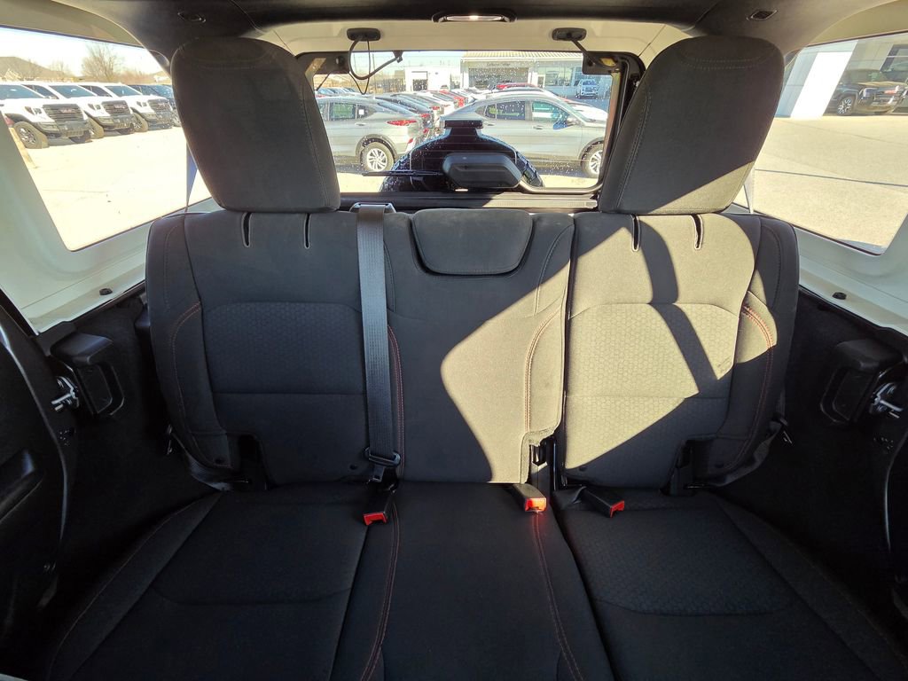 Used 2018 Jeep Wrangler Unlimited Rubicon image 28