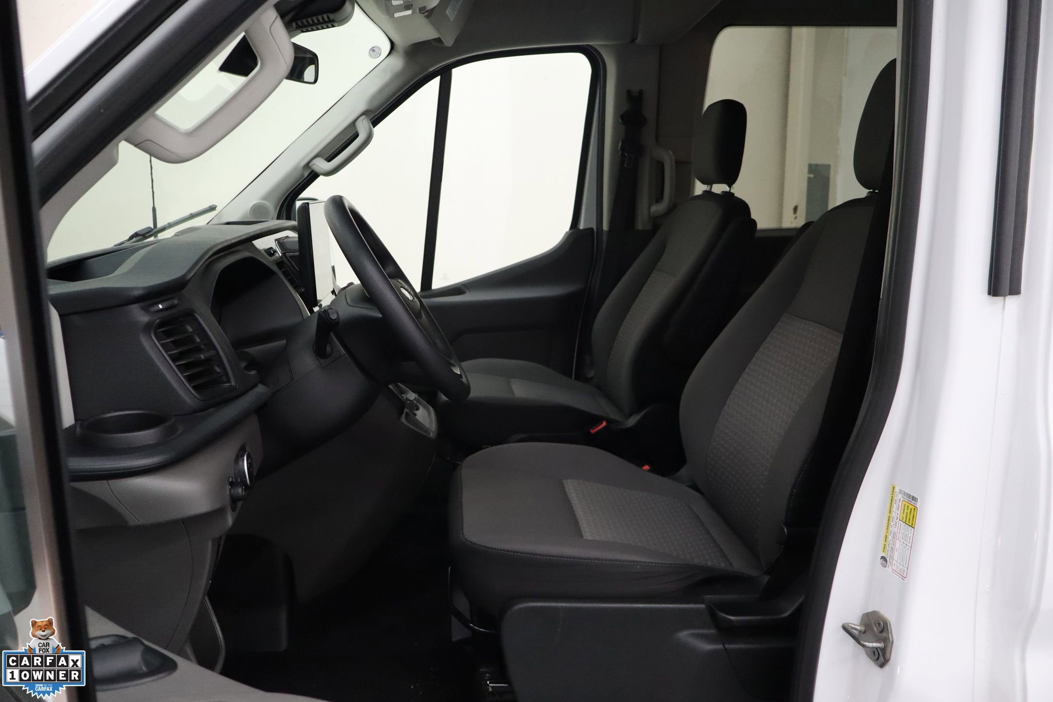 Used 2024 Ford Transit 350 XLT image 11