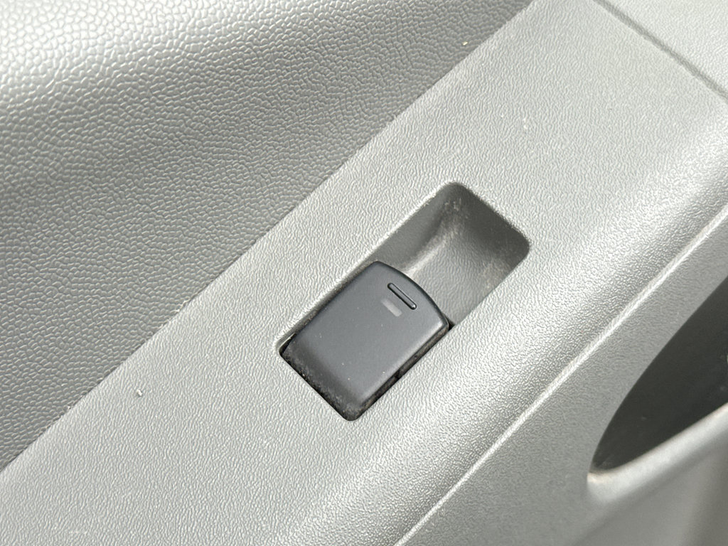 Used 2019 Nissan Frontier SV image 31