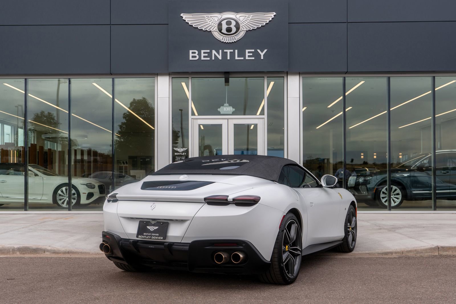 Used 2024 Ferrari Roma Spider image 20