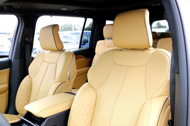 New 2026 Jeep Grand Cherokee L Summit image 10