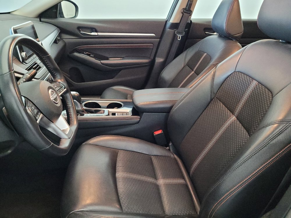 Used 2023 Nissan Altima 2.5 SR AWD/4WD image 17