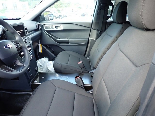New 2025 Ford Explorer 4WD Police Interceptor image 13