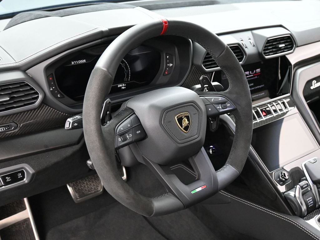 Used 2024 Lamborghini Urus Performante image 18