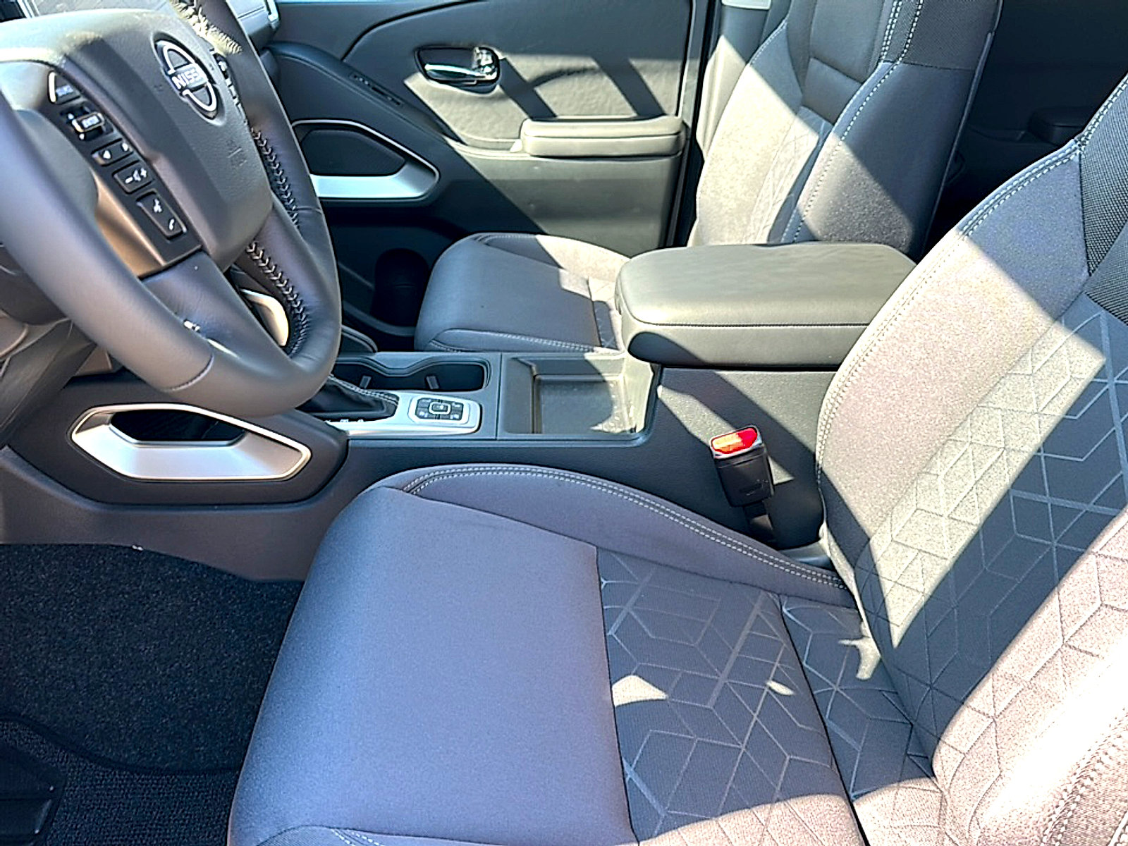 New 2026 Nissan Frontier SV w/ SV Convenience Package image 10