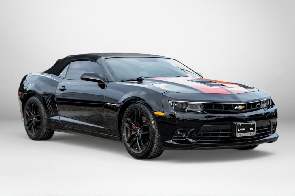 Used 2015 Chevrolet Camaro SS w/ RS Package RWD image 7
