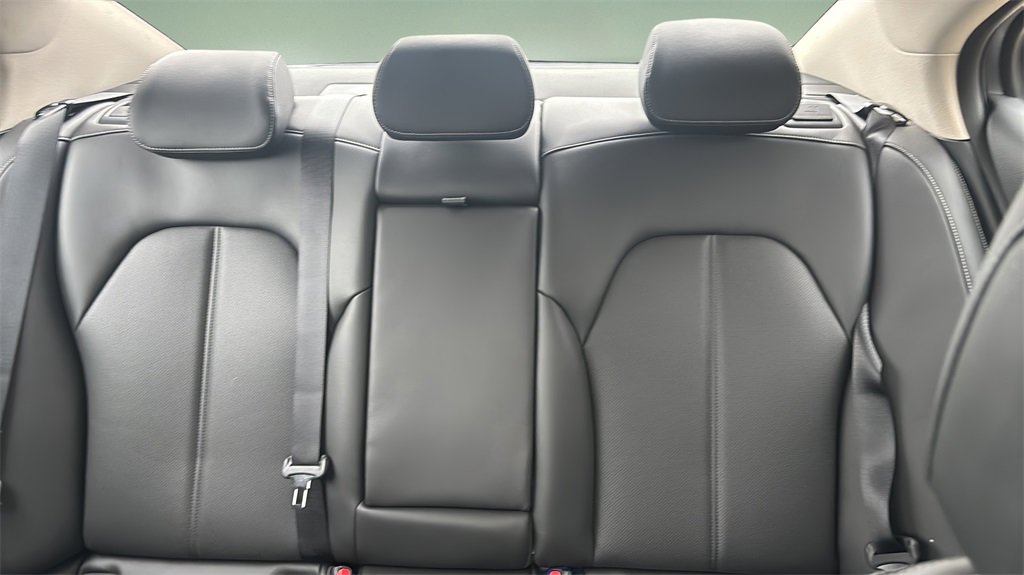 New 2026 Genesis G70 2.5T image 22