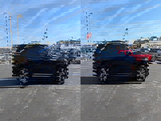 New 2025 Cadillac Escalade IQ Luxury 2 image 6