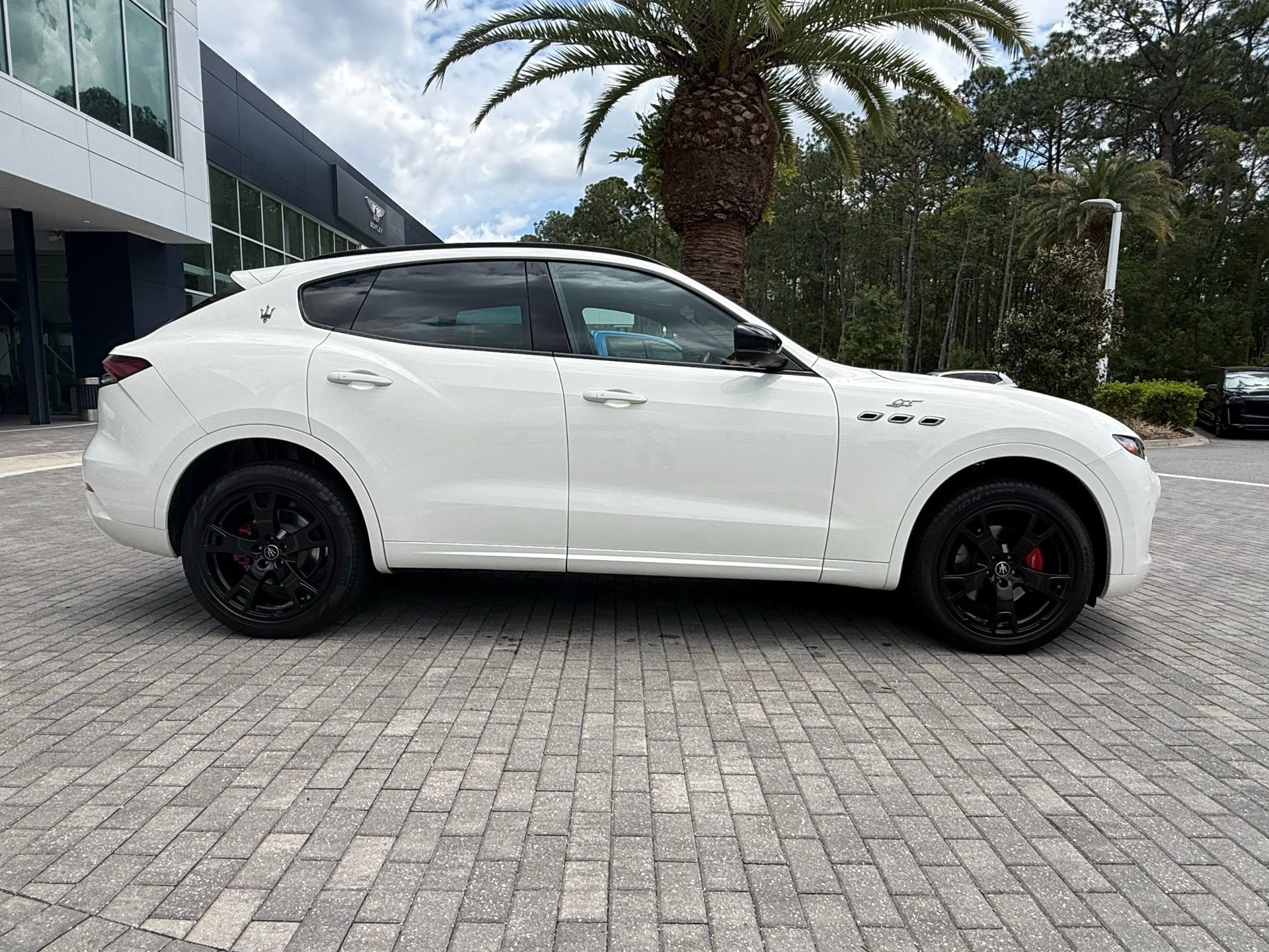Used 2022 Maserati Levante GT image 5