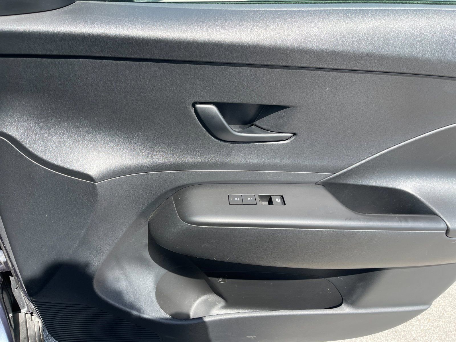 Used 2024 Hyundai Kona SEL image 19