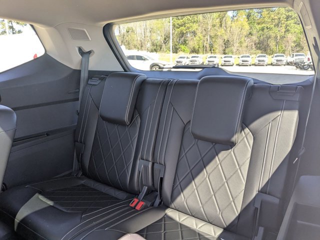 Used 2024 Volkswagen Atlas SEL Premium R-Line image 18