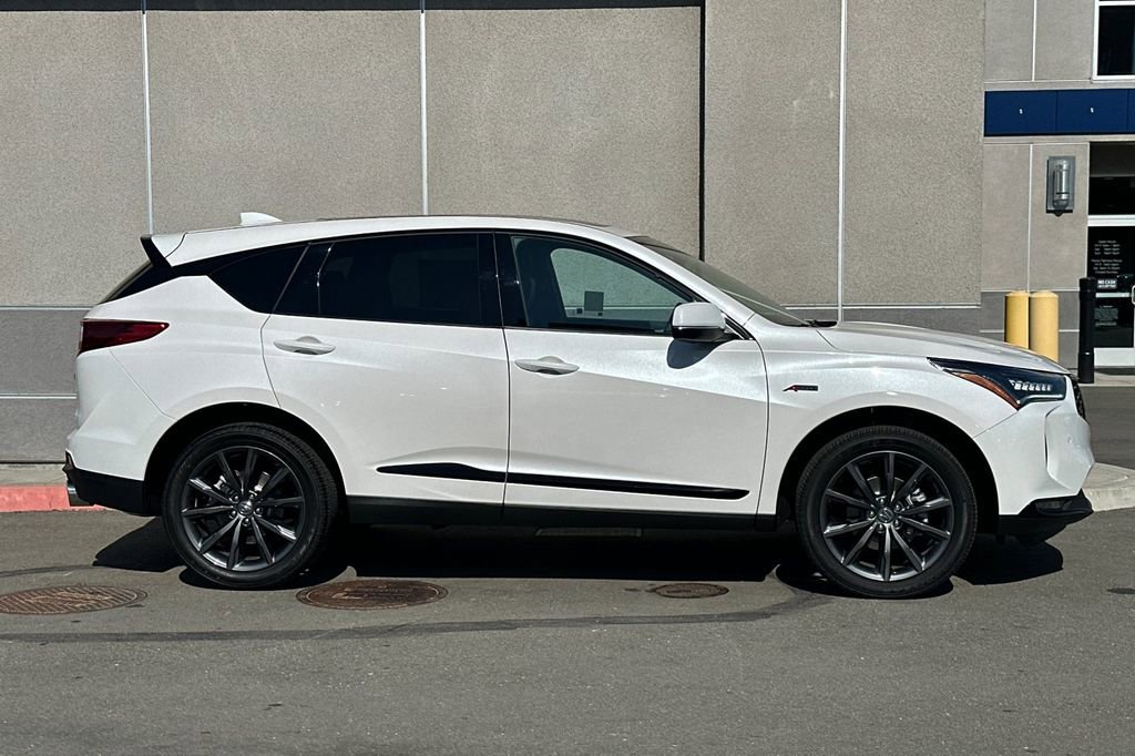 New 2025 Acura RDX A-Spec image 3