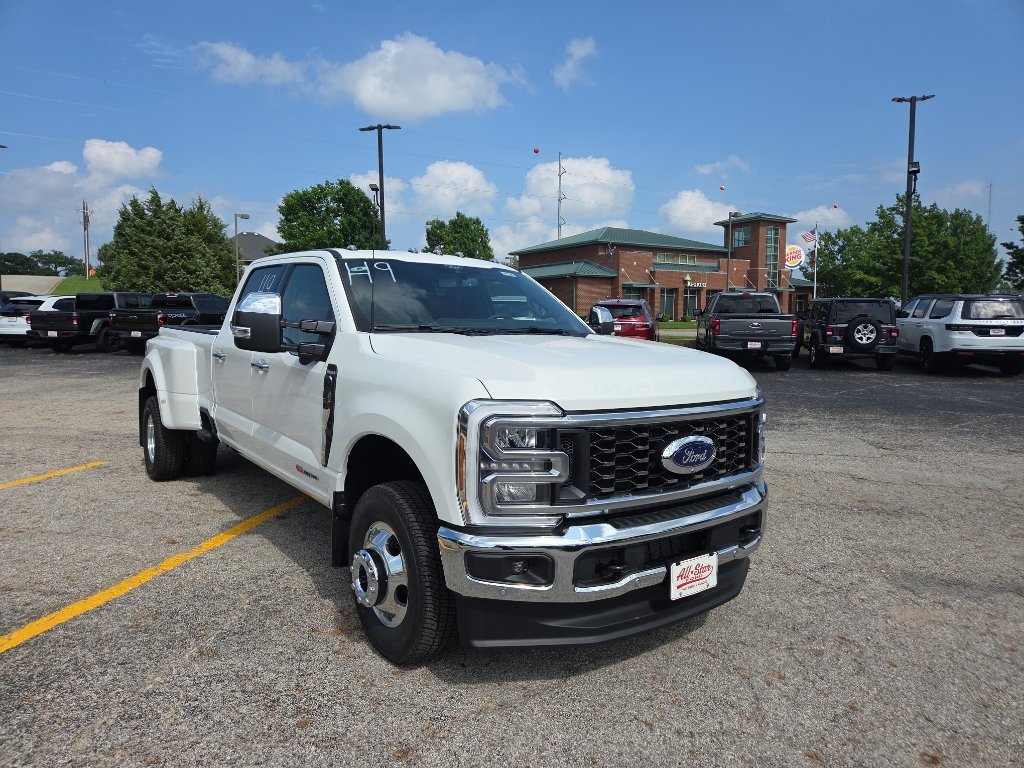 New 2026 Ford F350 King Ranch AWD/4WD image 3