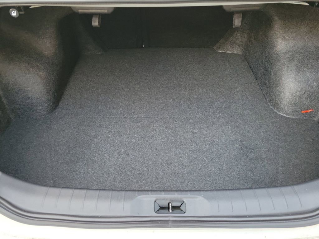 New 2025 Nissan Altima 2.5 SR w/ SR Premium Package image 13