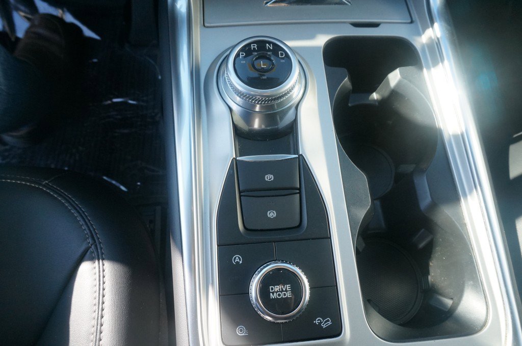 Used 2023 Ford Explorer XLT w/ Equipment Group 202A image 13